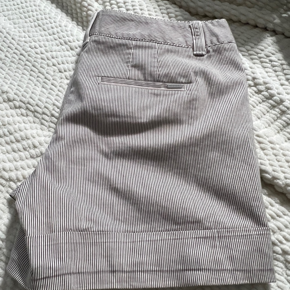 White House Black Market Gray Pinstripe Women's Shorts